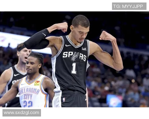 2019年鹈鹕与马刺季前赛精彩回顾视频分享与分析