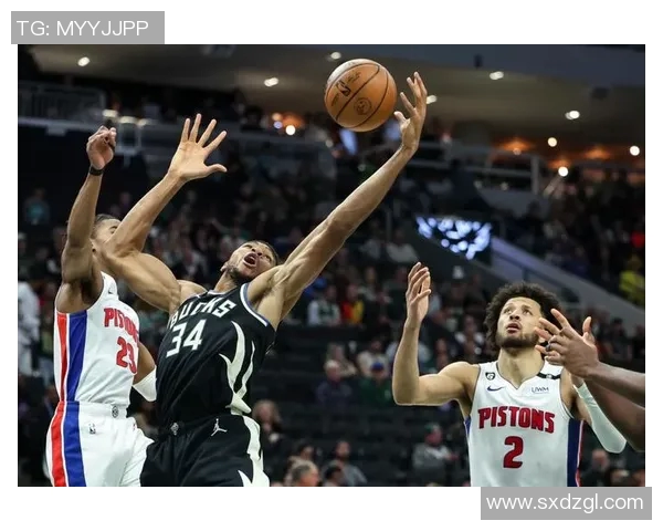 雄鹿主场大胜活塞，保持不败记录，稳居东部霸主之位