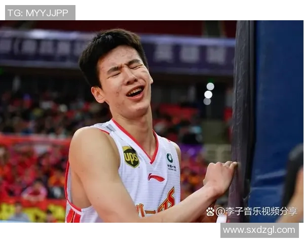 郭昊文:从篮球新星到职业生涯的璀璨之路探索与成长 郭昊文:从篮球新星到职业生涯的璀璨之路探索与成长